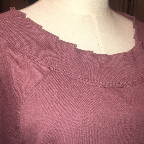 Maroon distressed sweatshirt in beautiful burgundy - Picture 4 of 8